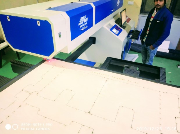 Laser Cutting Machine